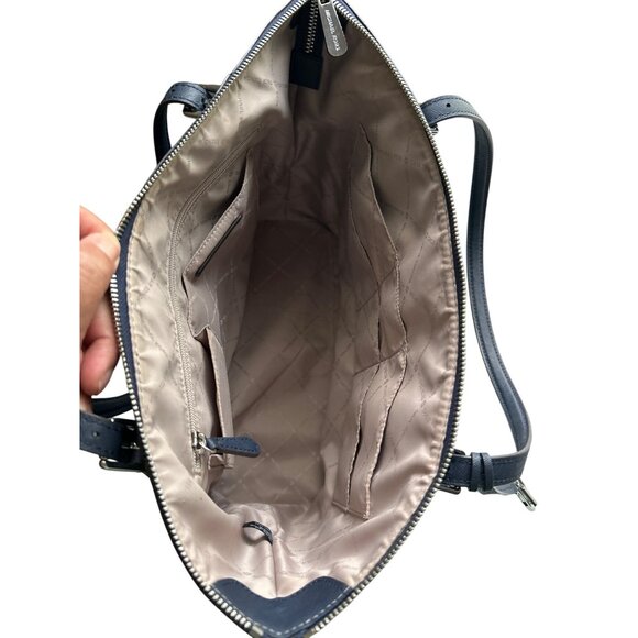 Michael Kors Navy Leather Tote Handbag With Silver MK Charm & Zipper Closure - Picture 6 of 14